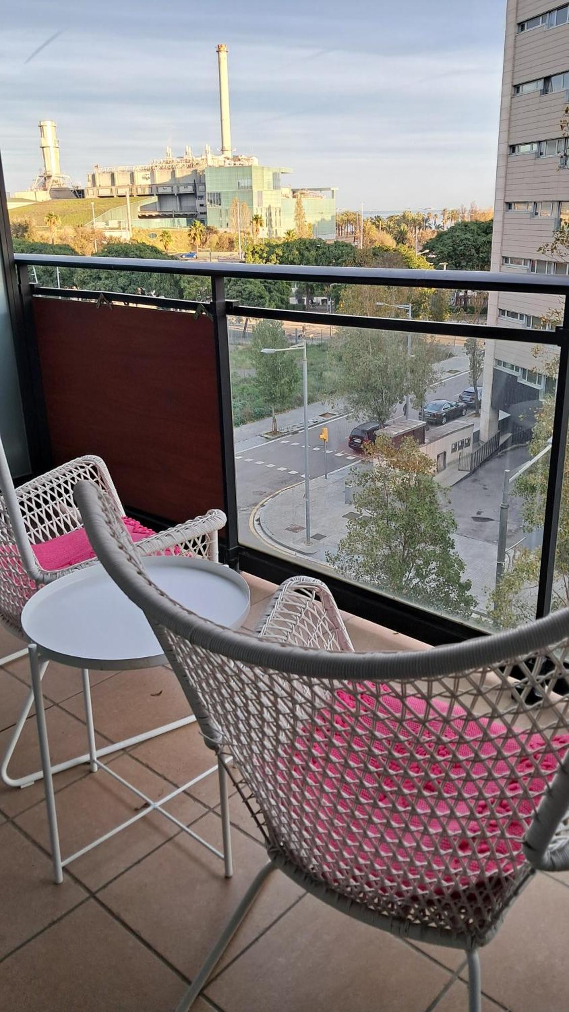 Modern Apartment, With Parking, Close To The Beach!! Sant Adria de Besos Dış mekan fotoğraf